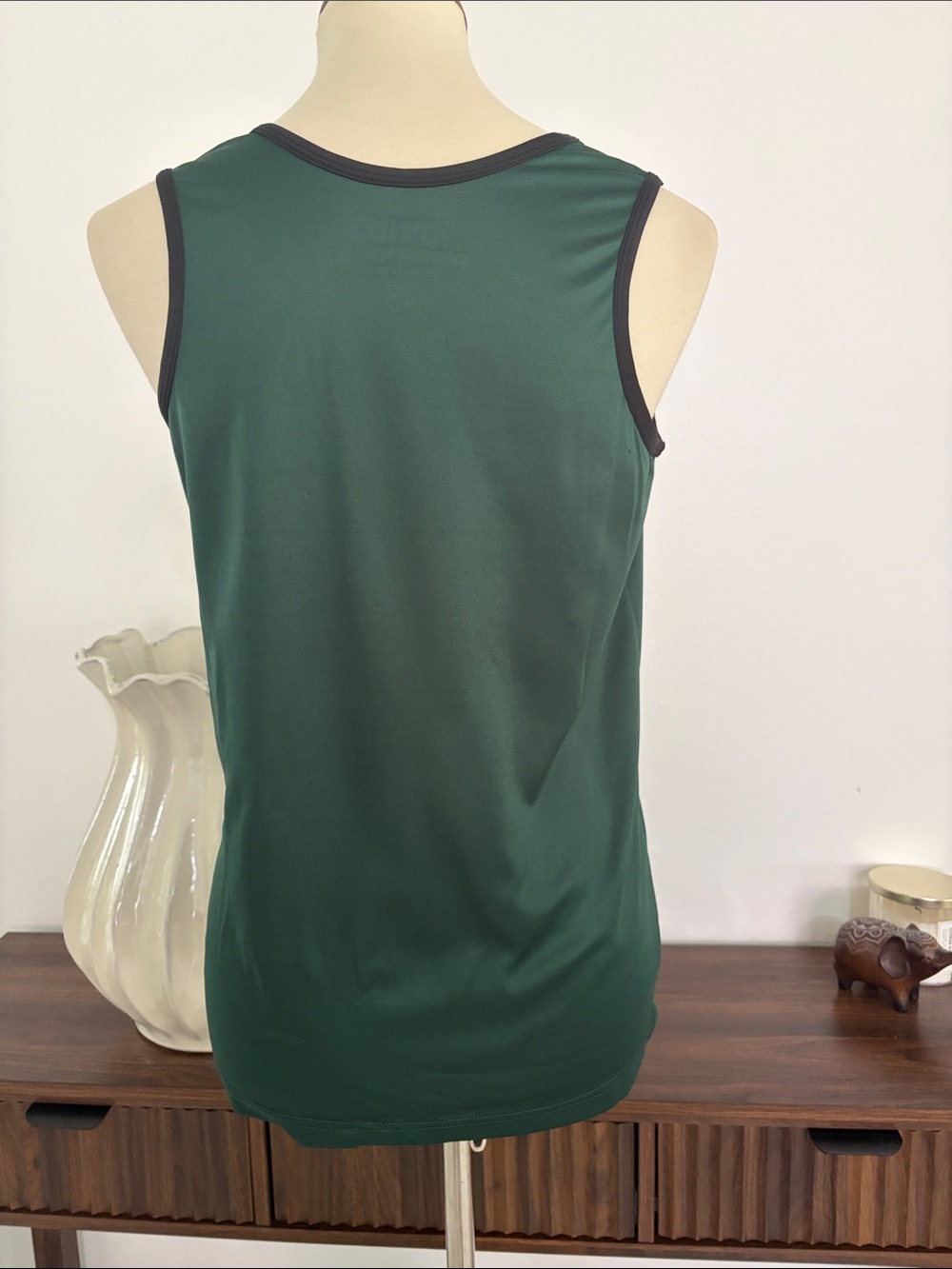 NWOT Women's Athletic‎ Tank Top in Dark Green with White Accents - Picture 4 of 8